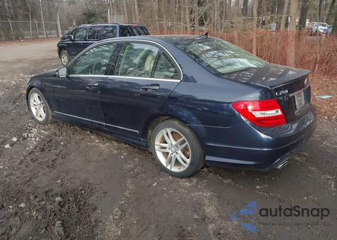 2014 Mercedes-Benz C-Class C 250 Sport из США, поврежденный, VIN WDDGF4HB2ER313568